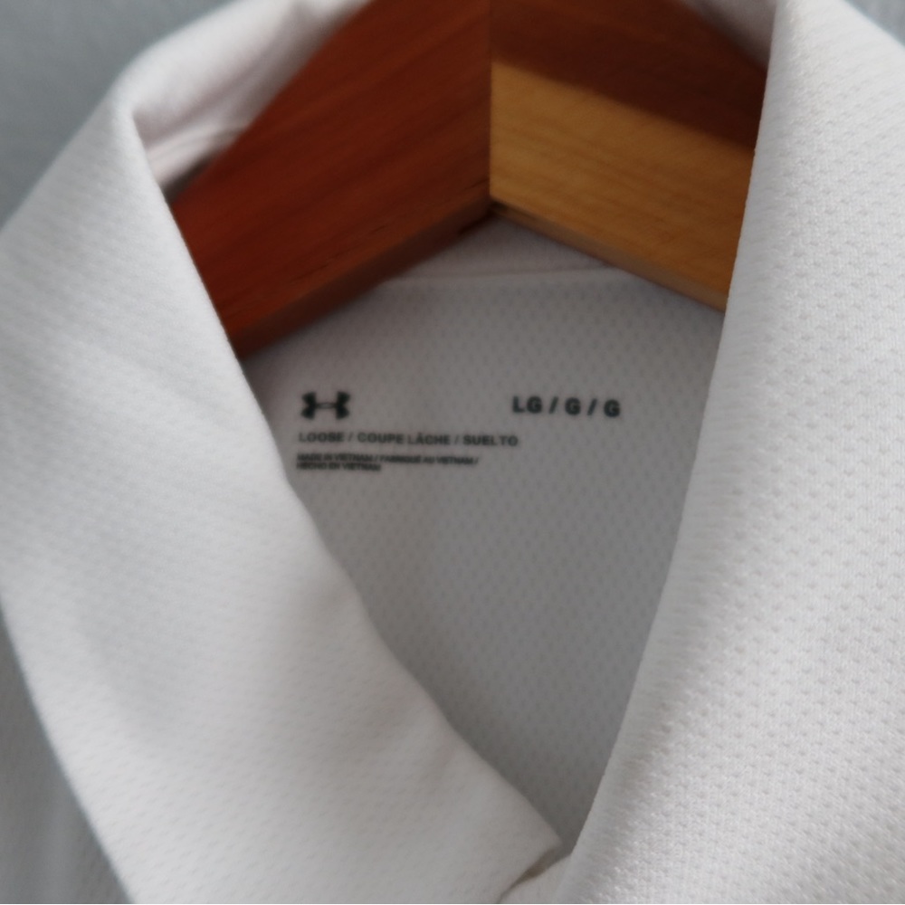 White button up - Picture 2 of 3
